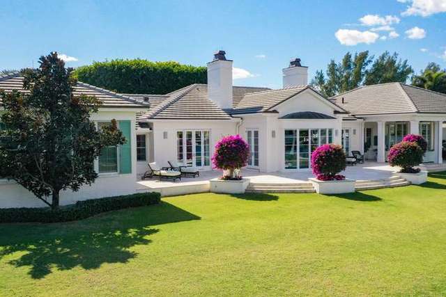 Landscape design by Delray Garden Center – Delray Garden Center