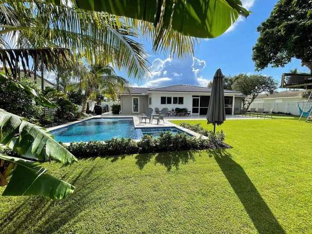 Photo photo – Florida Boys Lawn & Landscape
